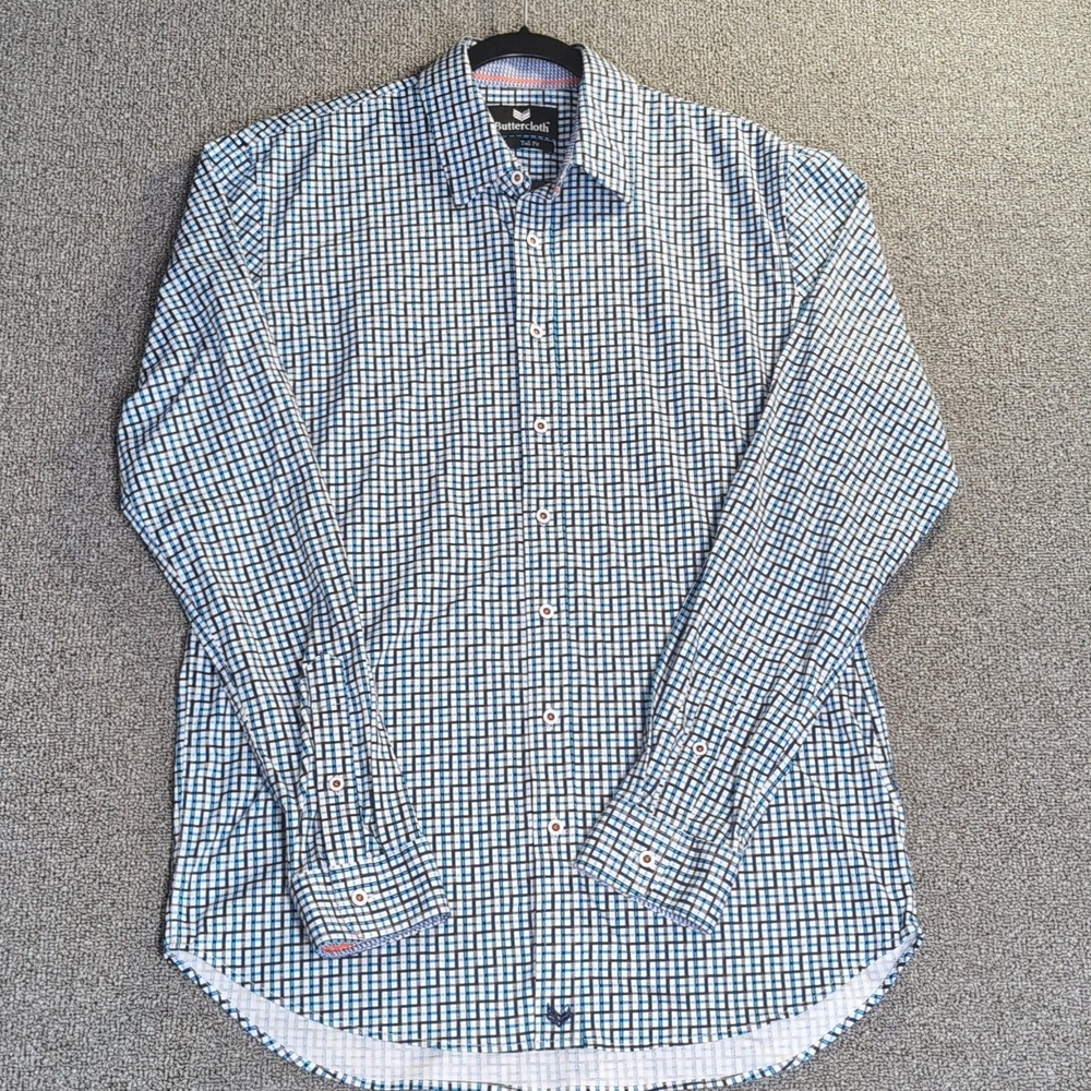 Buttercloth Knit Button Down Shirt Size Large-Tall in a Blue Geometric Pattern